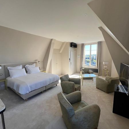 Logis Hotel La Maison A Pan De Bois Vierzon Kültér fotó