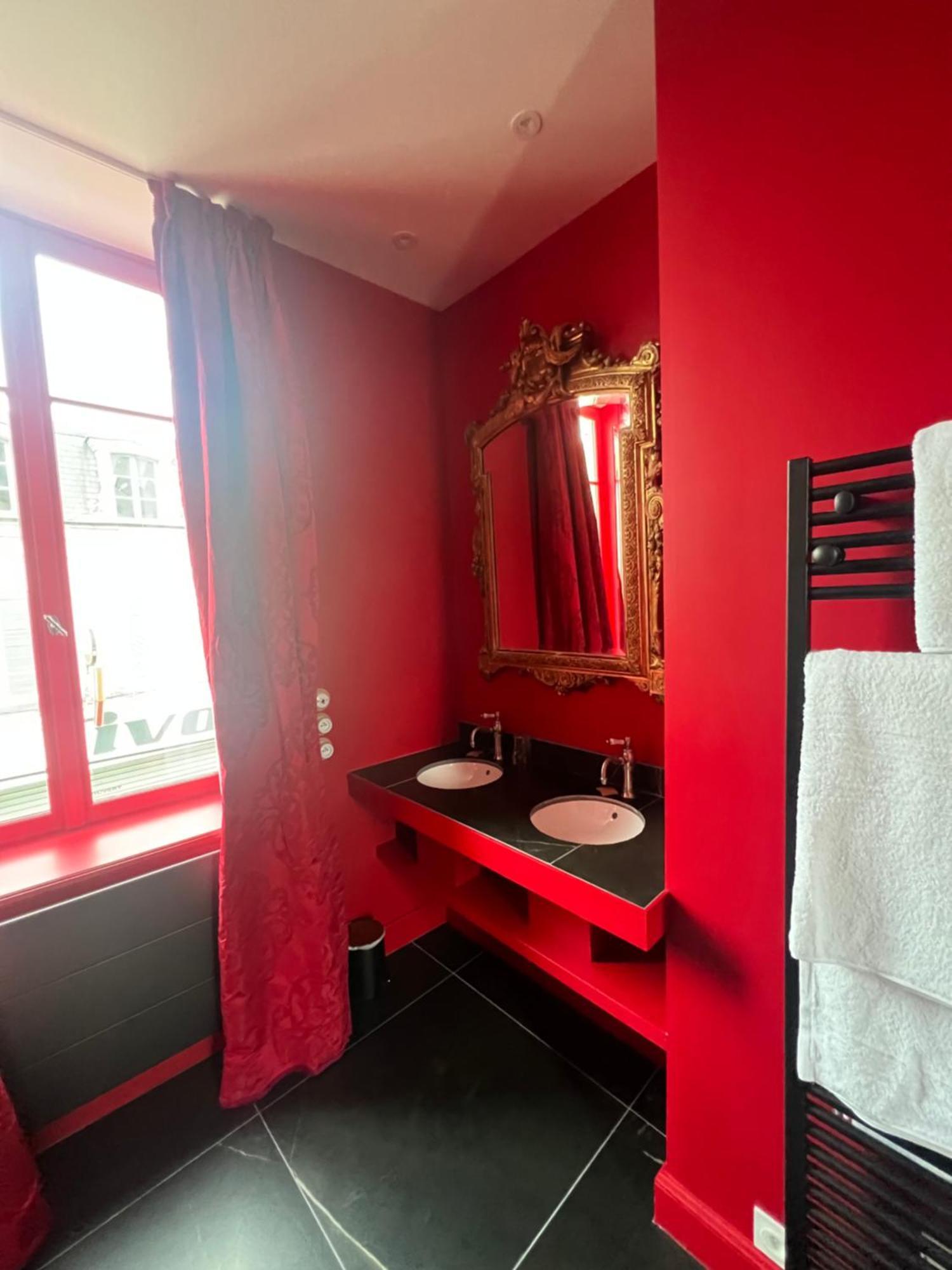 Logis Hotel La Maison A Pan De Bois Vierzon Kültér fotó