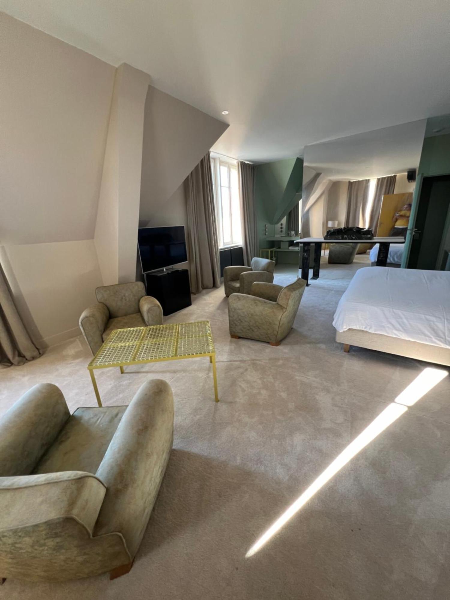 Logis Hotel La Maison A Pan De Bois Vierzon Kültér fotó