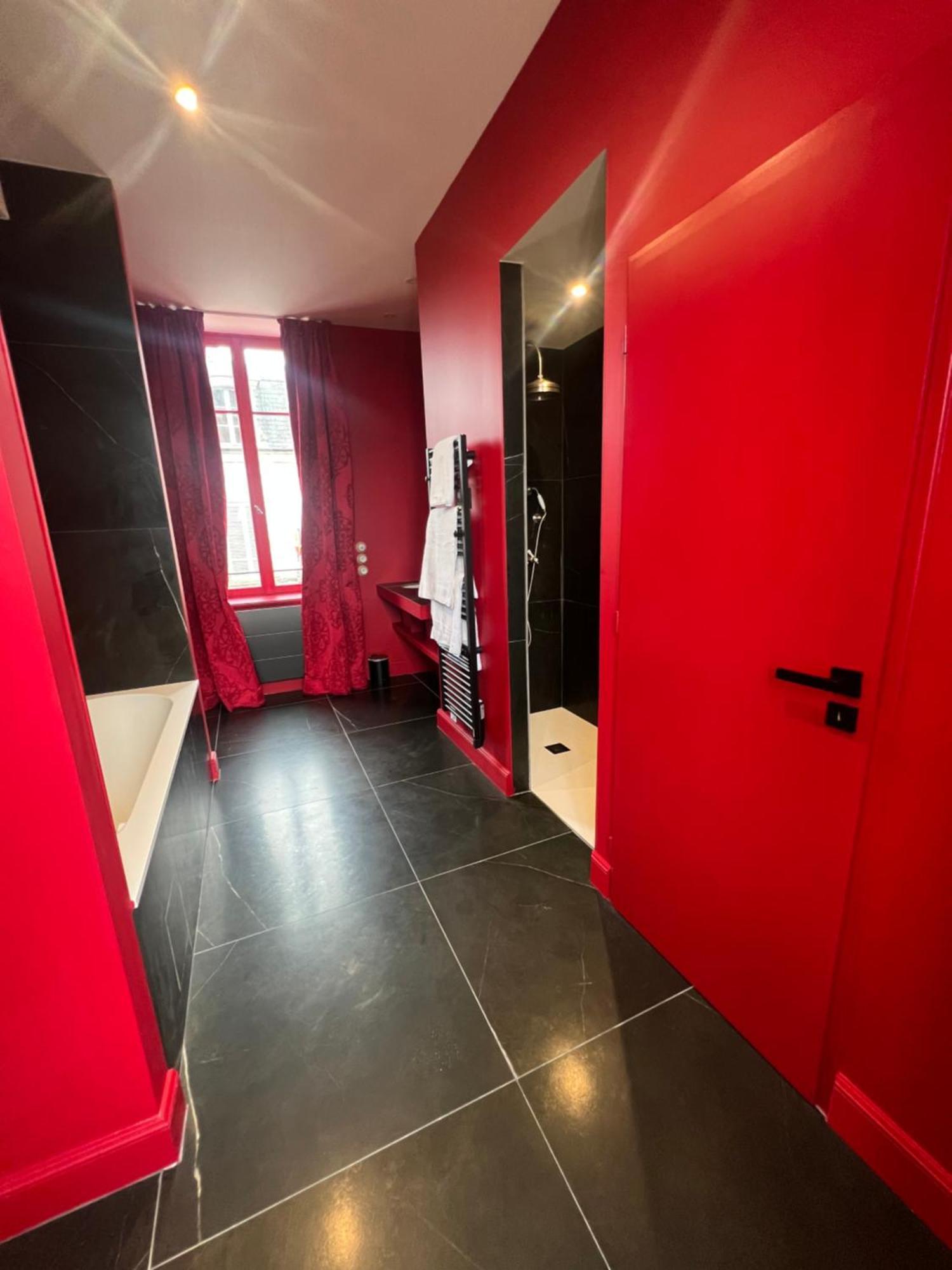 Logis Hotel La Maison A Pan De Bois Vierzon Kültér fotó